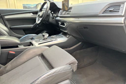 valkoinen Audi Q5 2018 kuva 27.