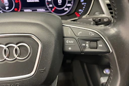 Hopea Audi Q5 2018 kuva 12.