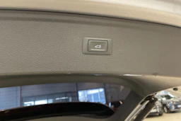 Hopea Audi Q5 2018 kuva 19.