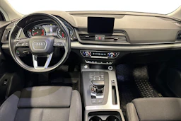 valkoinen Audi Q5 2018 kuva 7.
