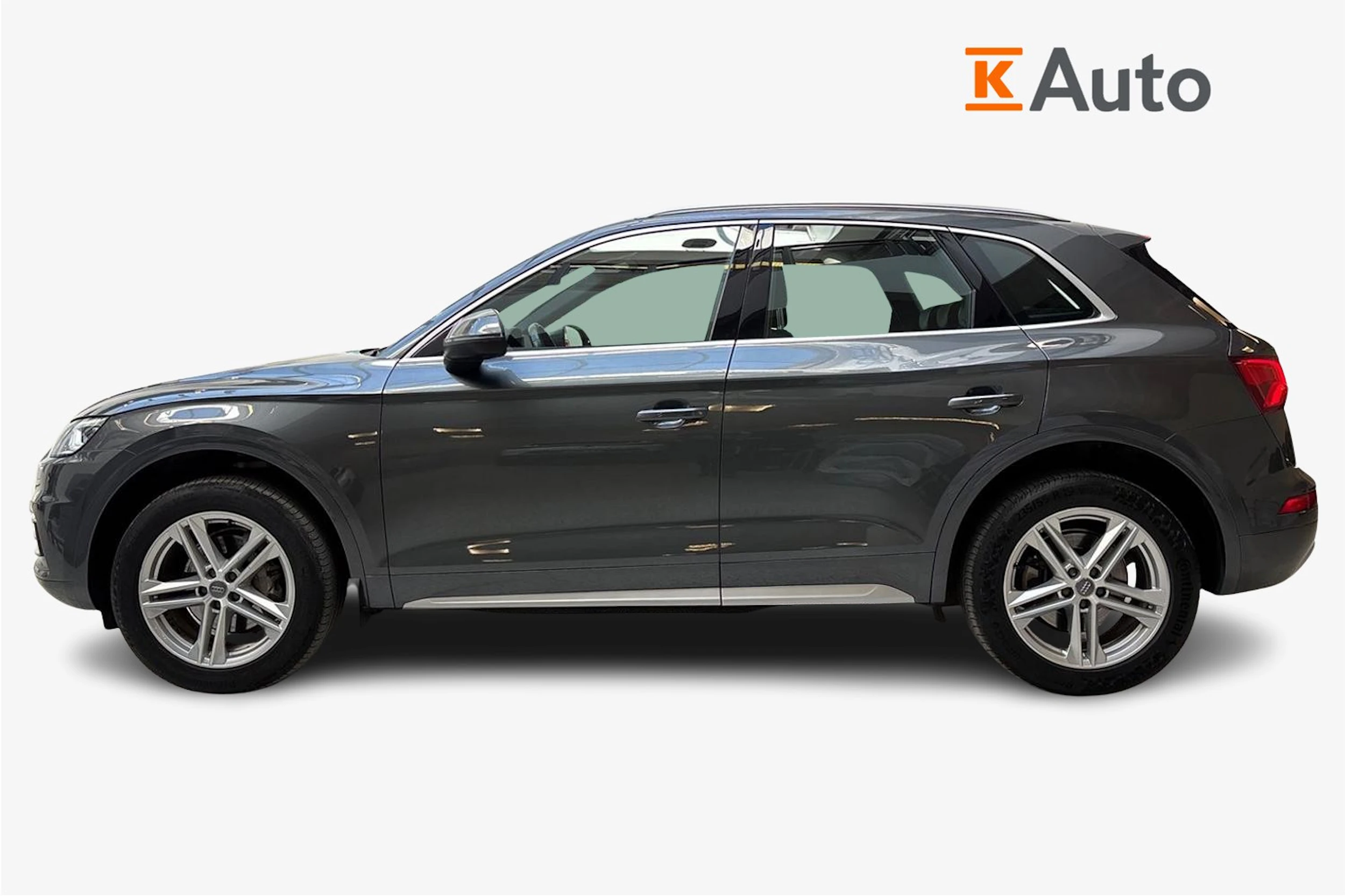 harmaa Audi Q5 2018 kuva 7.