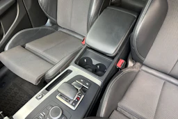harmaa Audi Q5 2018 kuva 25.
