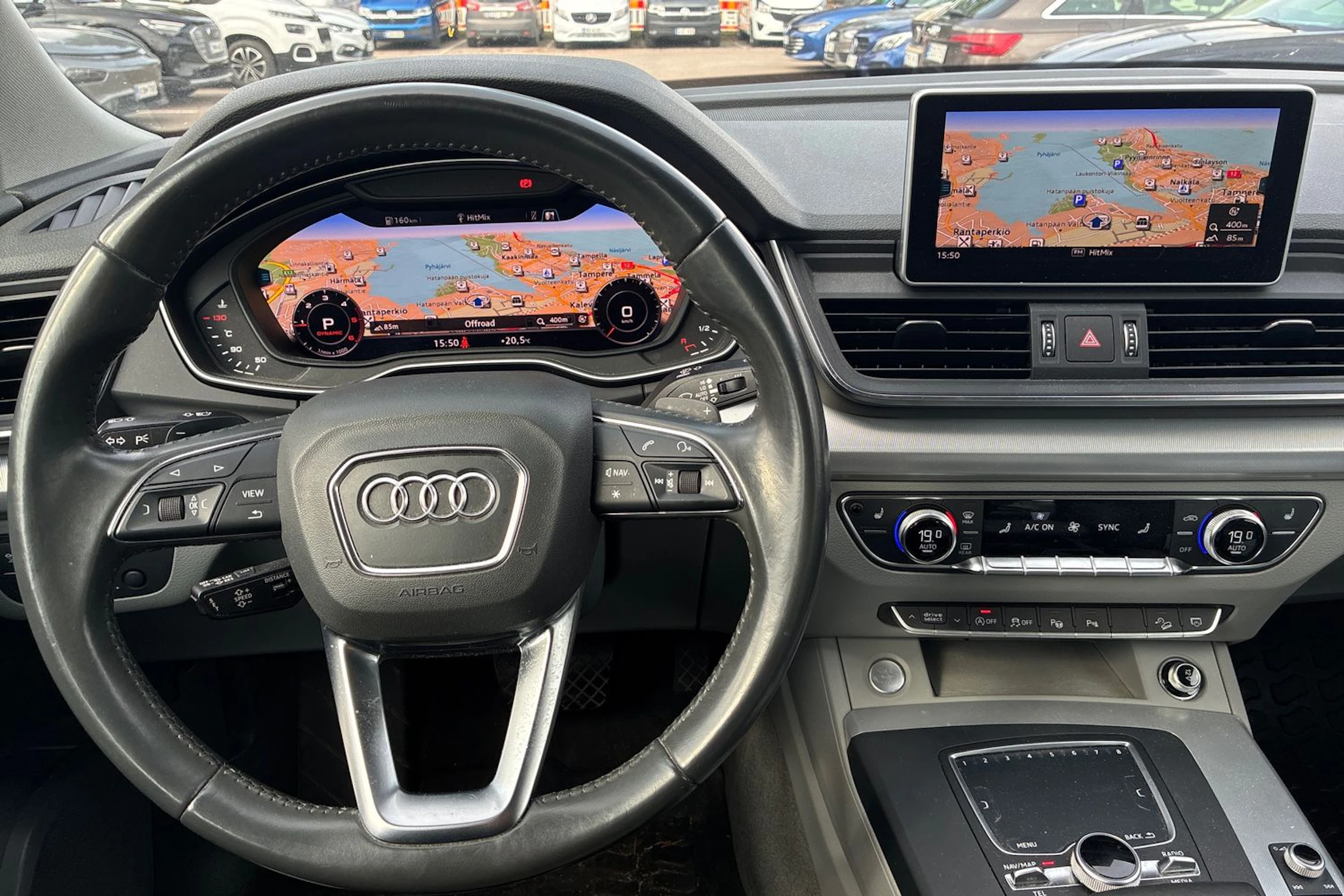 valkoinen Audi Q5 2018 kuva 4.