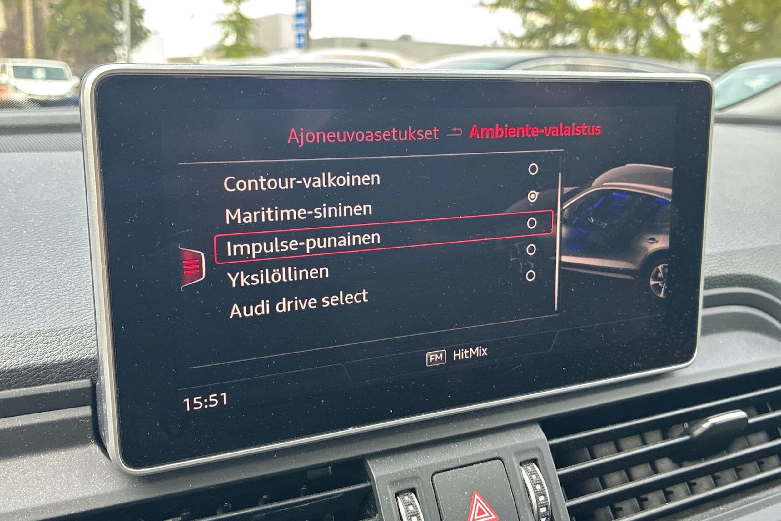 valkoinen Audi Q5 2018 kuva 7.