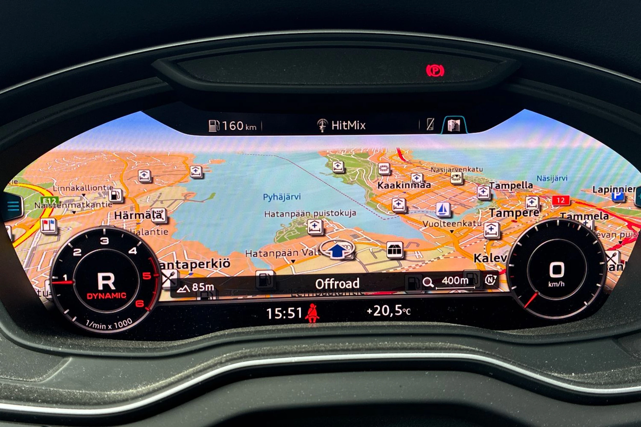 valkoinen Audi Q5 2018 kuva 8.
