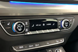harmaa Audi Q5 2018 kuva 24.