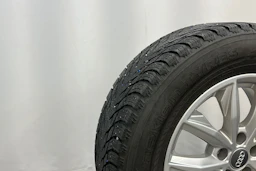 harmaa Audi Q5 2018 kuva 33.