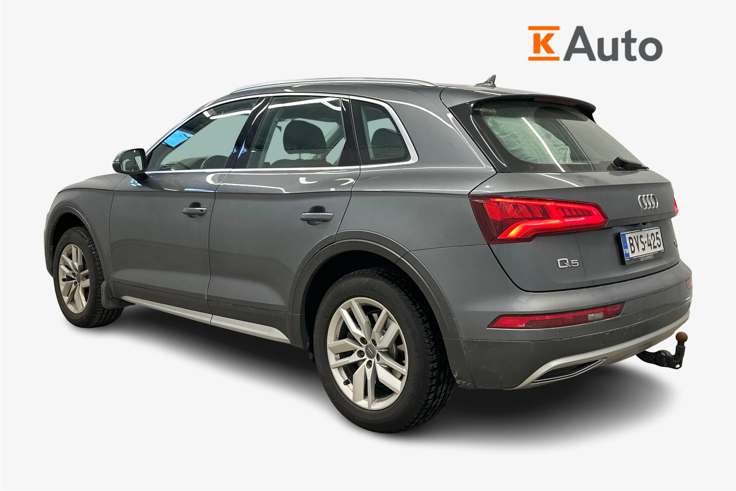 harmaa Audi Q5 2019 kuva 2.