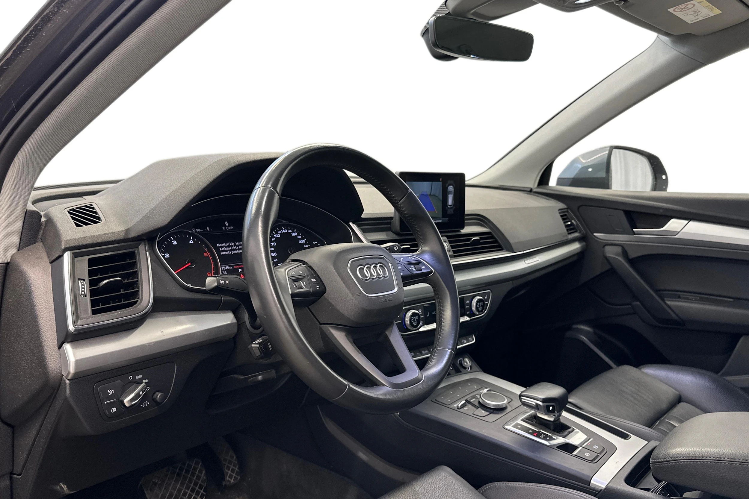 harmaa Audi Q5 2019 kuva 3.