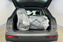 harmaa Audi Q5 2019 kuva 4.