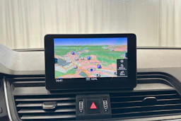 harmaa Audi Q5 2019 kuva 18.