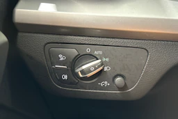 harmaa Audi Q5 2019 kuva 22.