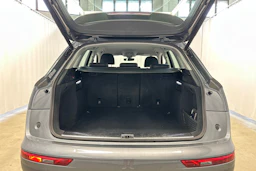 harmaa Audi Q5 2019 kuva 25.