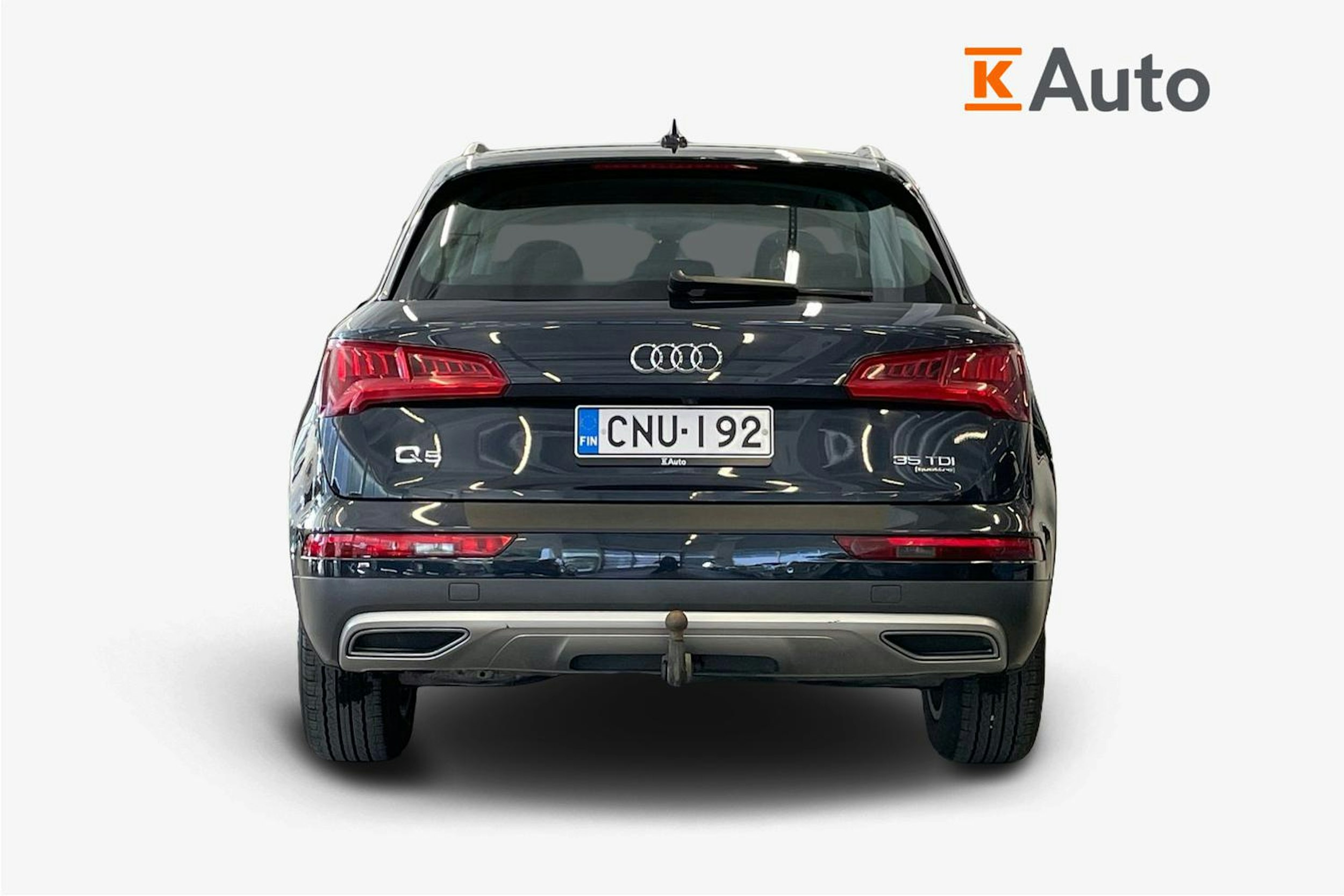 sininen Audi Q5 2019 kuva 3.