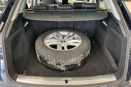 sininen Audi Q5 2019 kuva 15.
