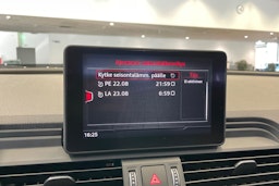 sininen Audi Q5 2019 kuva 21.