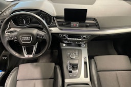 met. harmaa Audi Q5 2019 kuva 9.