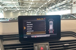 met. harmaa Audi Q5 2019 kuva 19.
