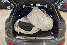 met. harmaa Audi Q5 2019 kuva 21.