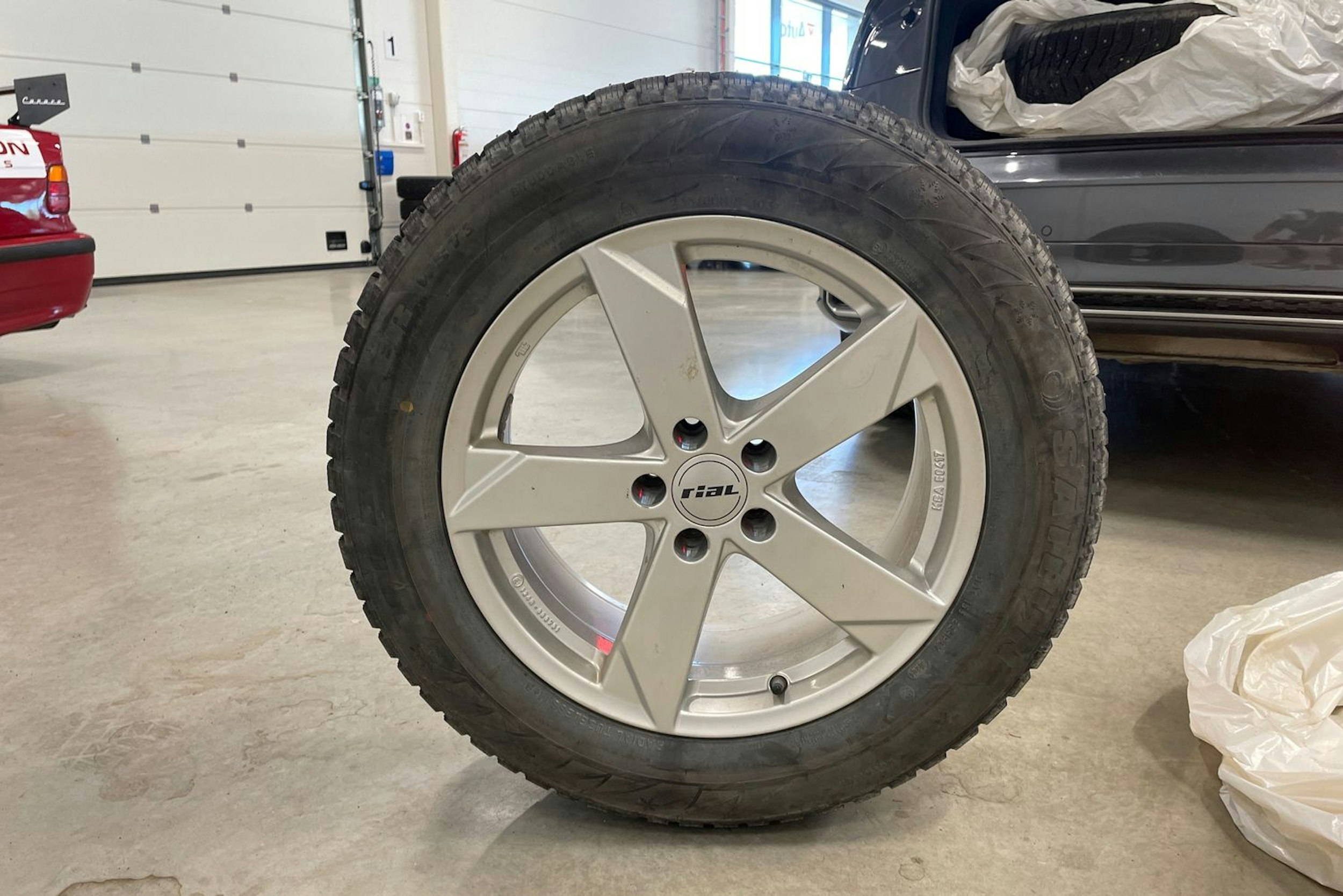 met. harmaa Audi Q5 2019 kuva 22.