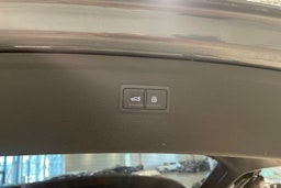 met. harmaa Audi Q5 2019 kuva 24.