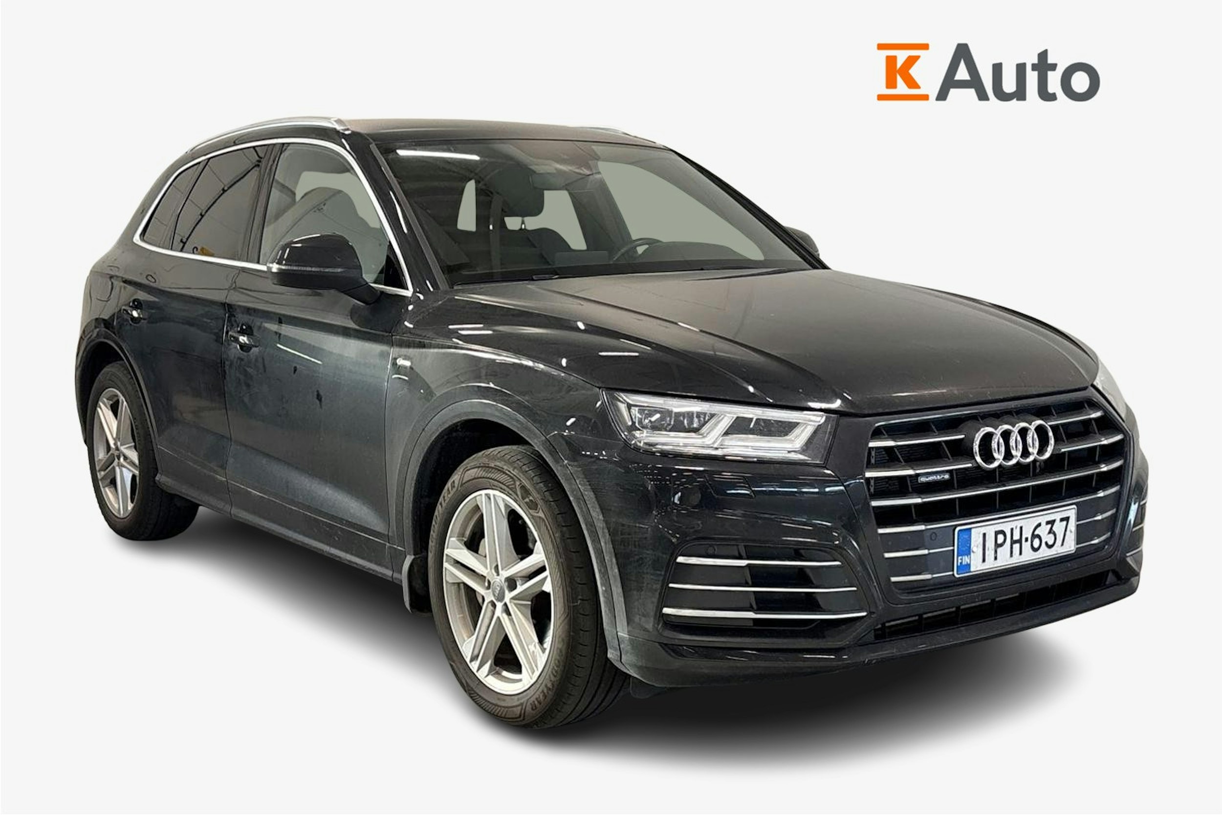 musta Audi Q5 2019 kuva 1.