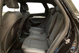 musta Audi Q5 2019 kuva 10.