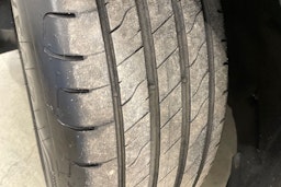 musta Audi Q5 2019 kuva 13.