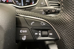 musta Audi Q5 2019 kuva 17.