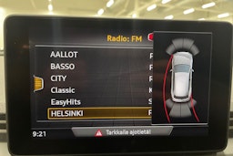 musta Audi Q5 2019 kuva 22.