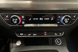 musta Audi Q5 2019 kuva 31.