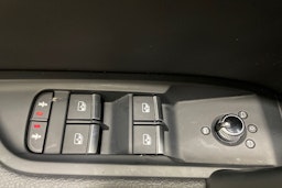musta Audi Q5 2019 kuva 35.