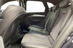 Musta Audi Q5 2019 kuva 10.