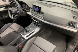 Musta Audi Q5 2019 kuva 27.