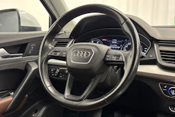 valkoinen Audi Q5 2019 kuva 12.