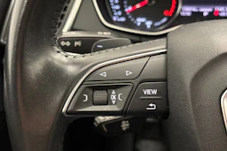 valkoinen Audi Q5 2019 kuva 13.