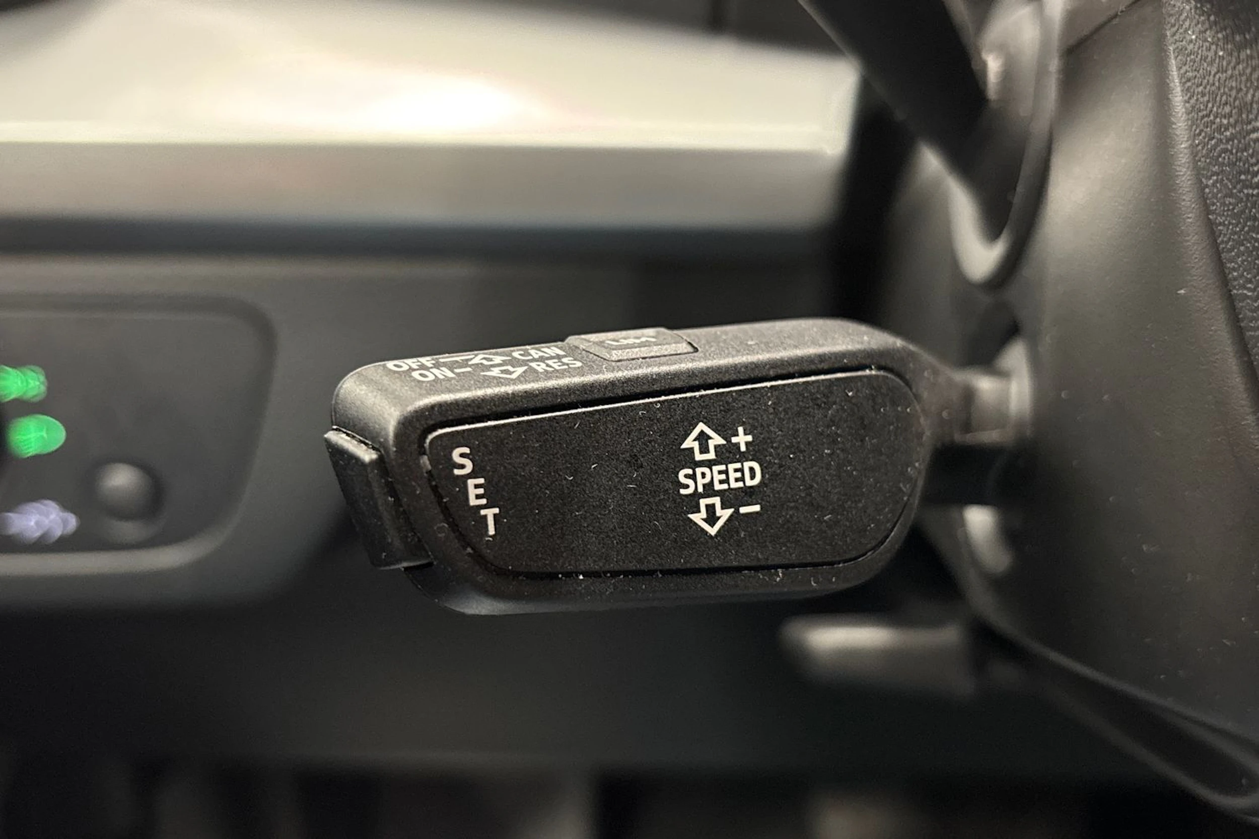 valkoinen Audi Q5 2019 kuva 15.