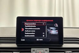 valkoinen Audi Q5 2019 kuva 19.