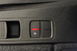 valkoinen Audi Q5 2019 kuva 24.