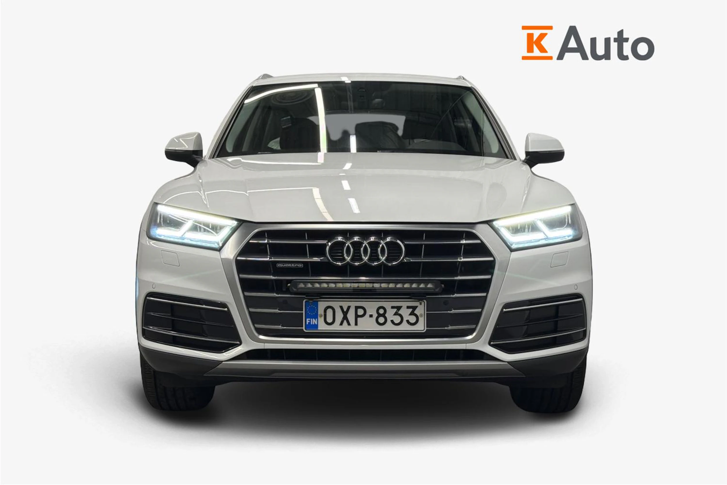 valkoinen Audi Q5 2019 kuva 4.