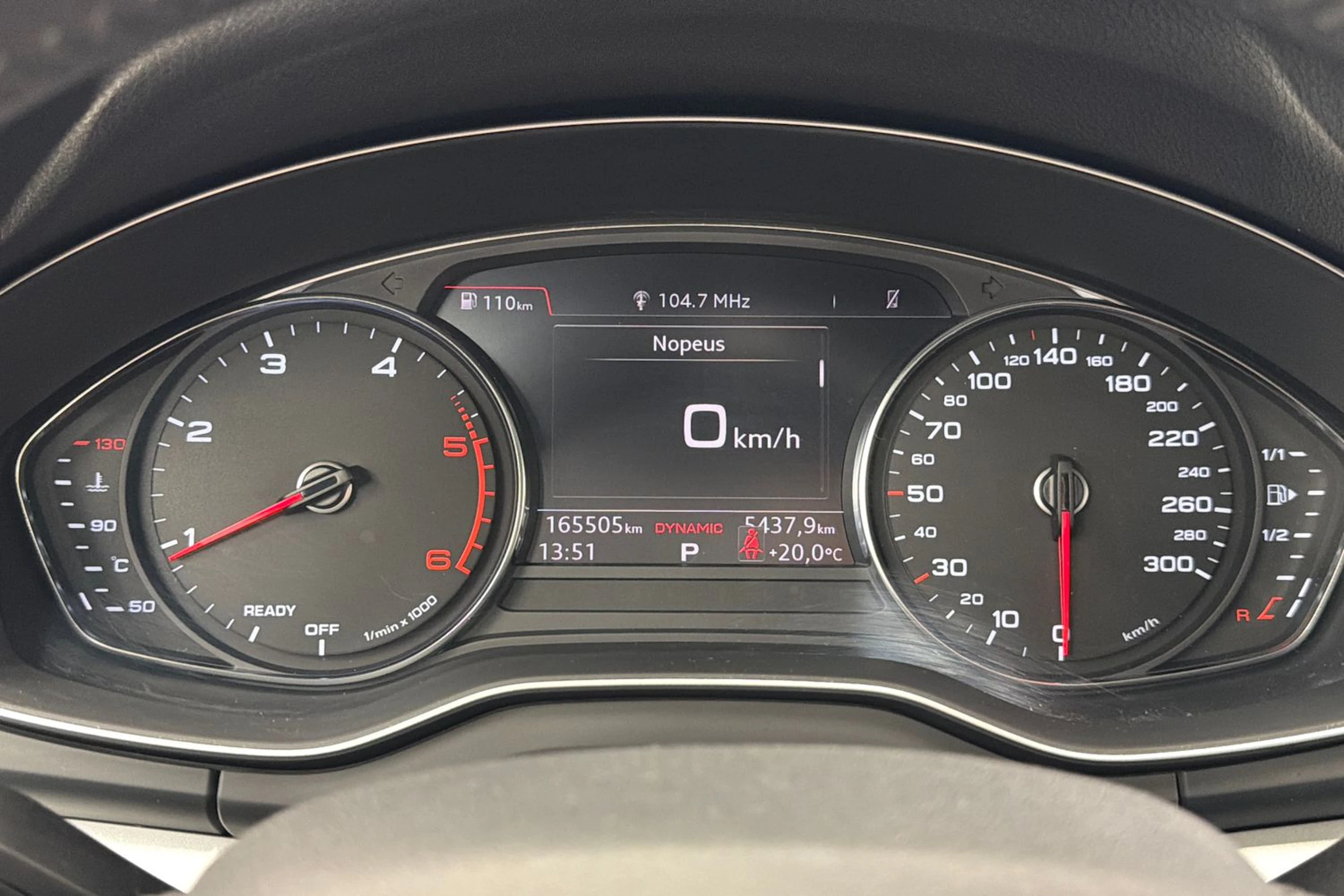 valkoinen Audi Q5 2019 kuva 17.