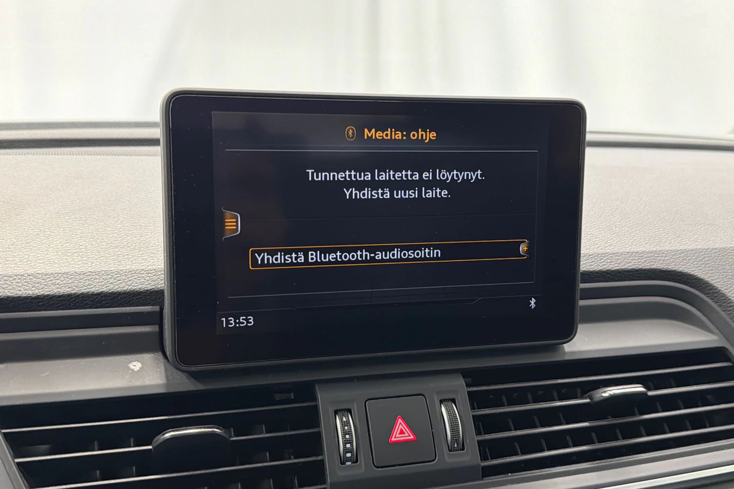 valkoinen Audi Q5 2019 kuva 23.