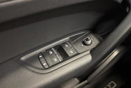 valkoinen Audi Q5 2019 kuva 27.