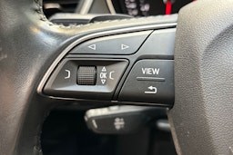 valkoinen Audi Q5 2019 kuva 17.