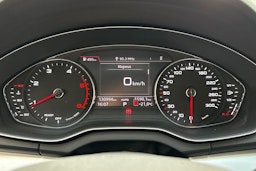 valkoinen Audi Q5 2019 kuva 20.