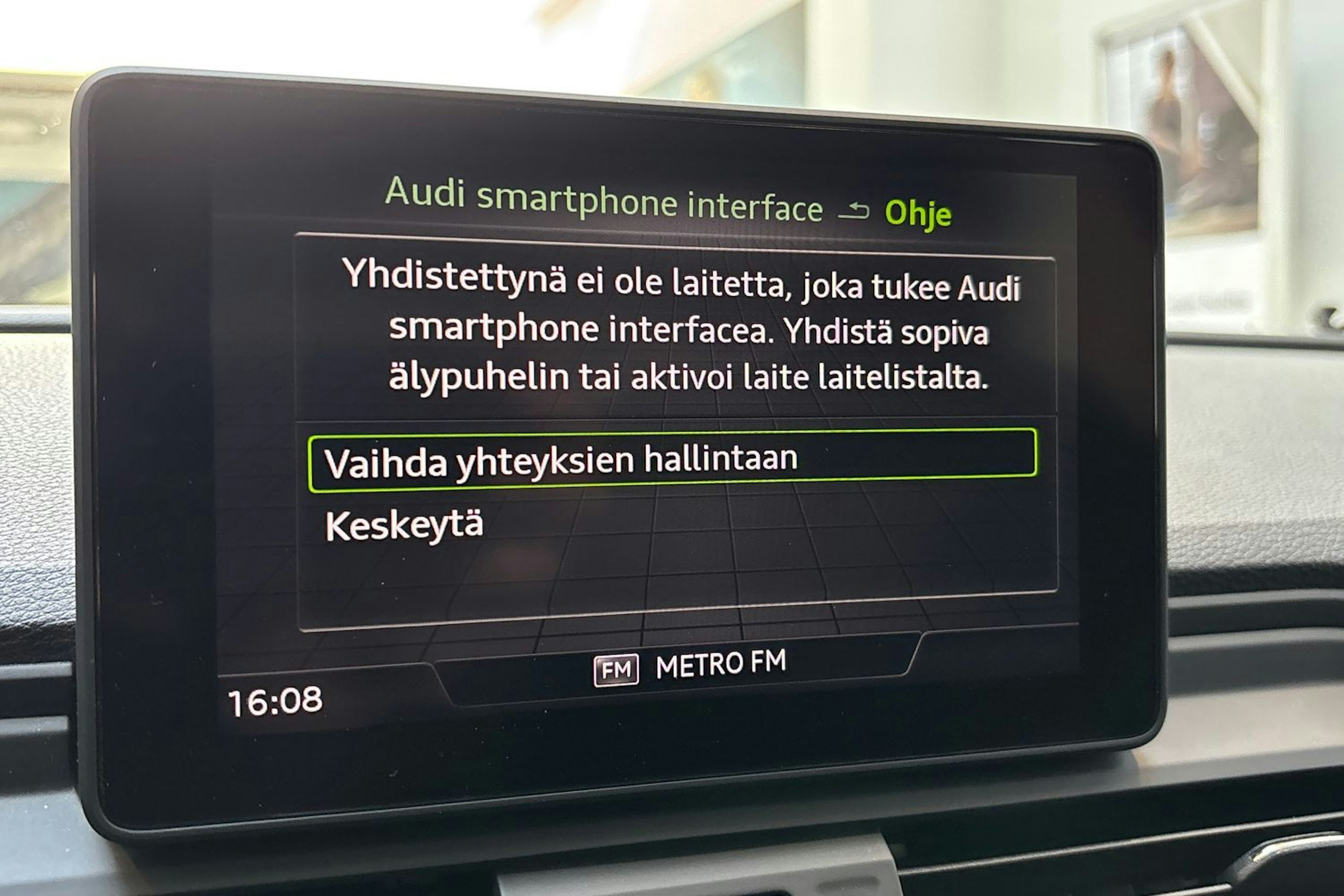 valkoinen Audi Q5 2019 kuva 23.
