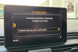 valkoinen Audi Q5 2019 kuva 24.