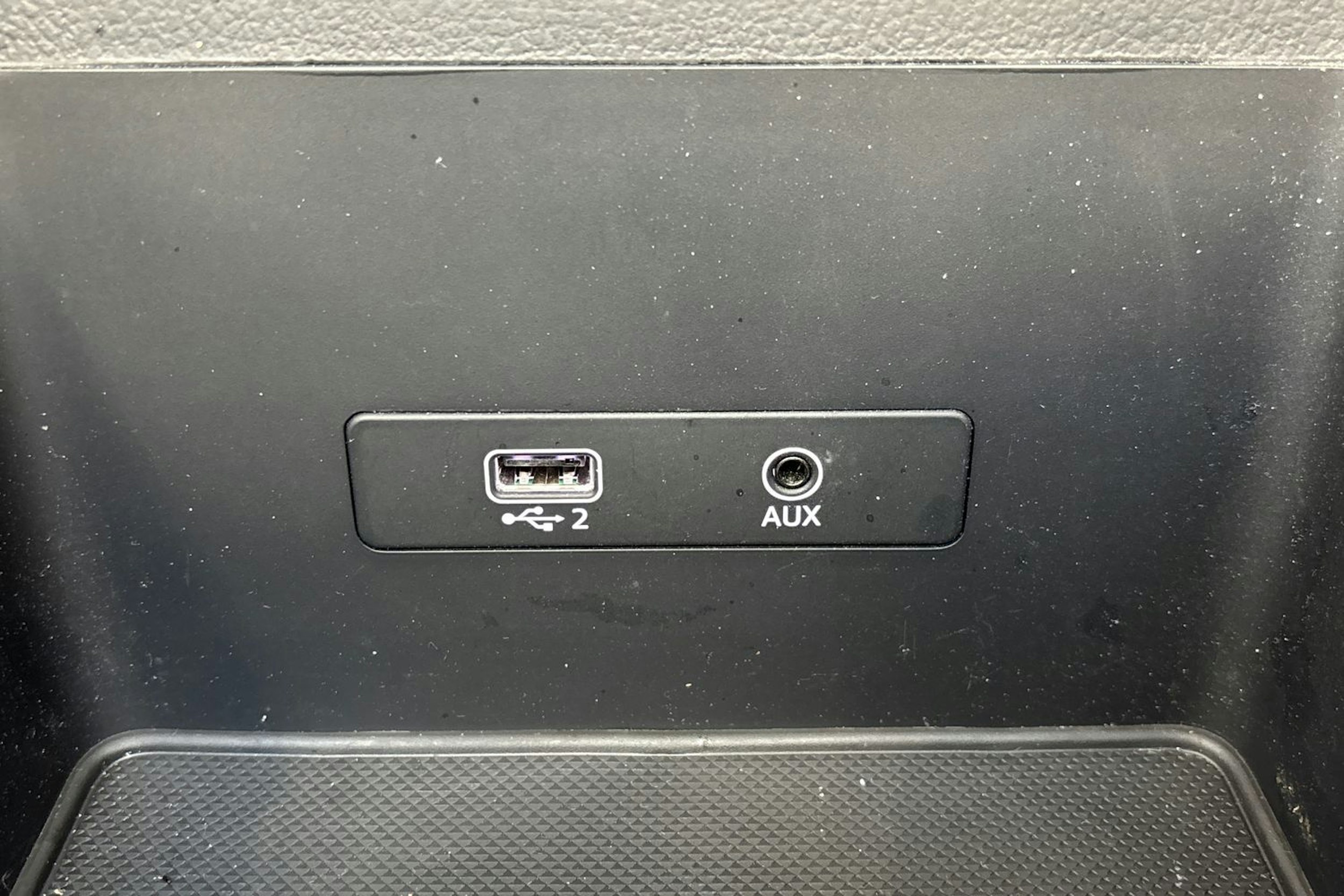 valkoinen Audi Q5 2019 kuva 29.