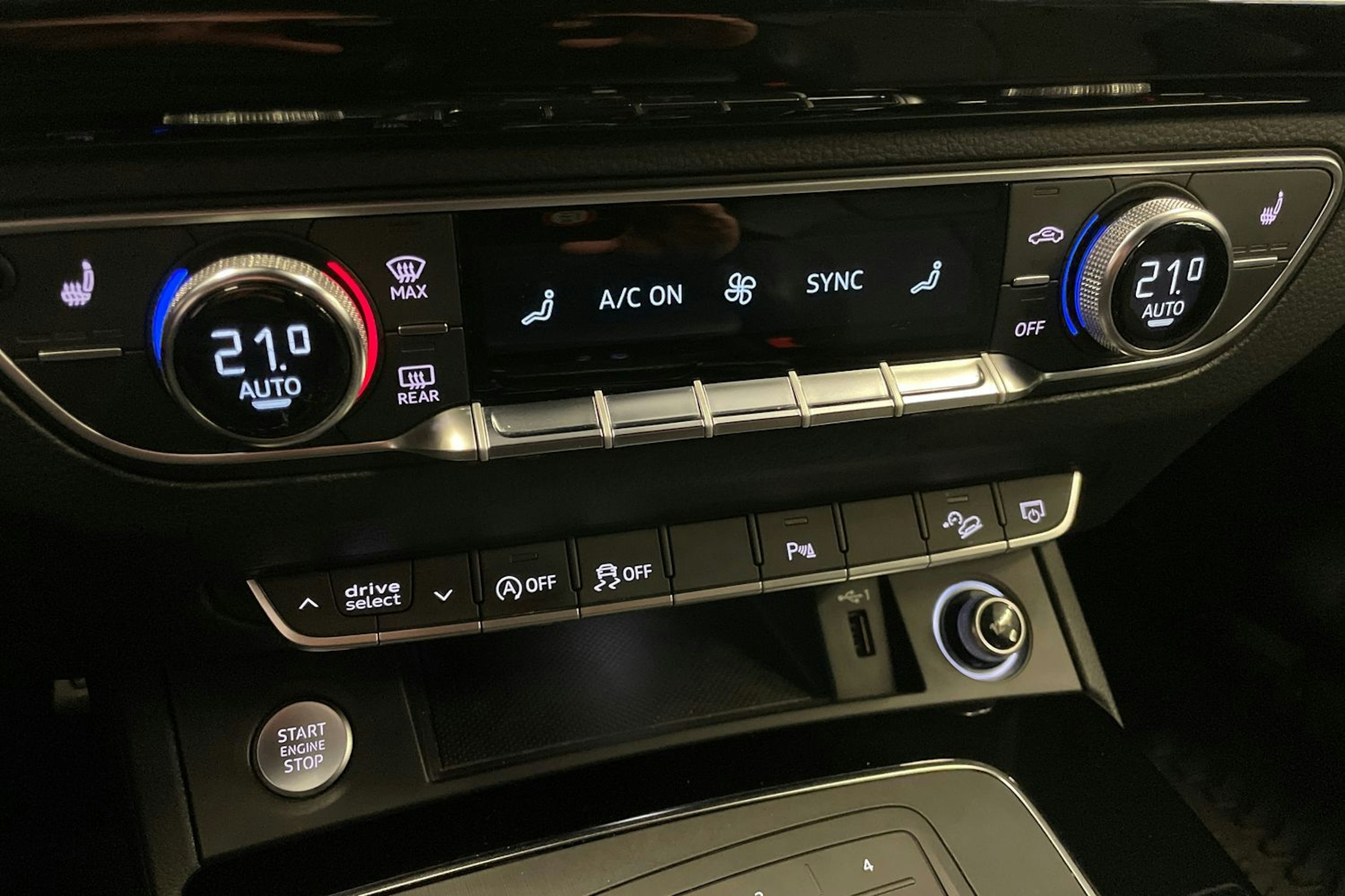 met. harmaa Audi Q5 2019 kuva 20.