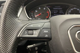 punainen Audi Q5 2019 kuva 20.